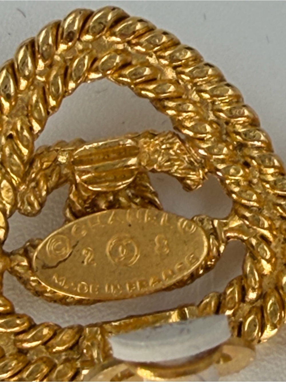 CHANEL Vintage 1991 Gold Twisted Rope CC Clip-On Earrings w/Chanel Box and COA - Picture 8 of 12